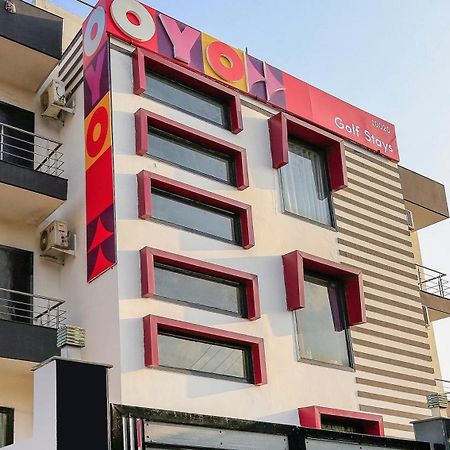 Hotel O Golf Stays Near Aravali Biodiversity Park グルガウン エクステリア 写真