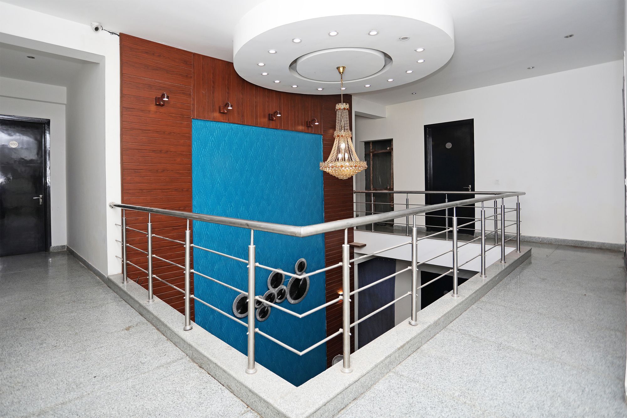 Hotel O Golf Stays Near Aravali Biodiversity Park グルガウン エクステリア 写真